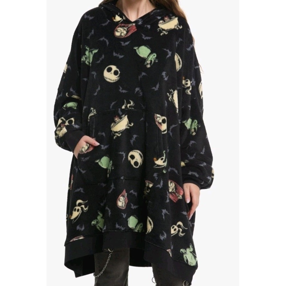 Our Universe The Nightmare Before Christmas Icons Fuzzy Oversized Hoodie Blanket